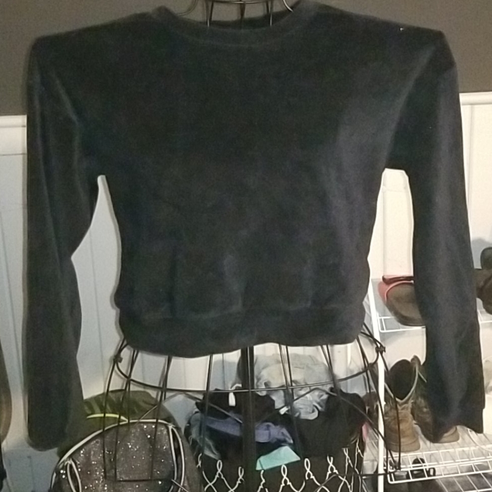 Black sweater🎁